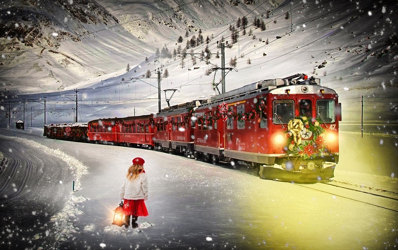 5 leuke treinritten in kerstsfeer om het winterseizoen te ervaren.